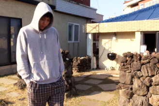 サブ1©2023 Jeonwonsa Film Co. All Rights Reserved.jpg